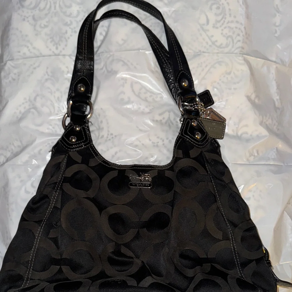 Coach Madison Maggie black sateen signature hobo bag - Picture 1 of 15